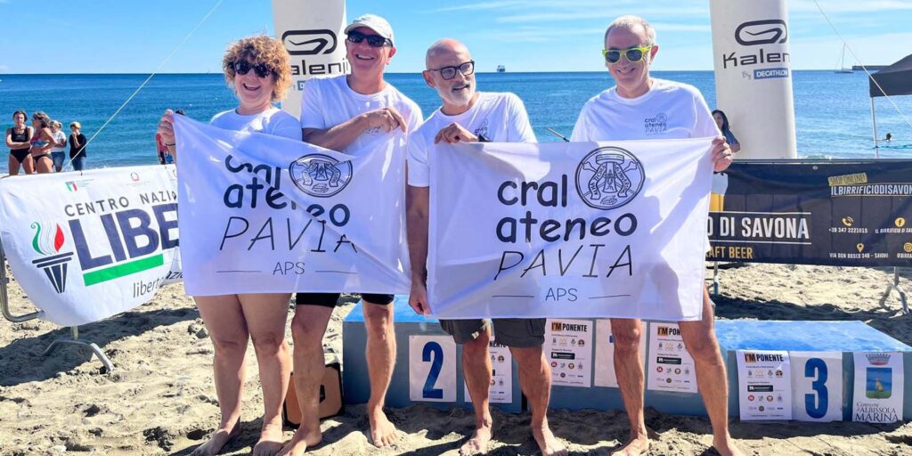 La squadra di nuoto del CRAL al primo trofeo universitario ANCIU in acque libere